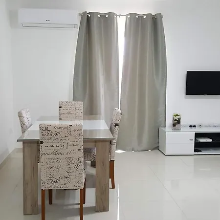 The Carobs Marsaskala