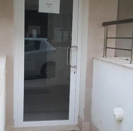 The Carobs Марсаскала